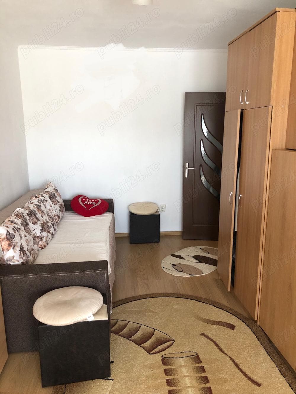 Apartament cu o camera - imagine 1