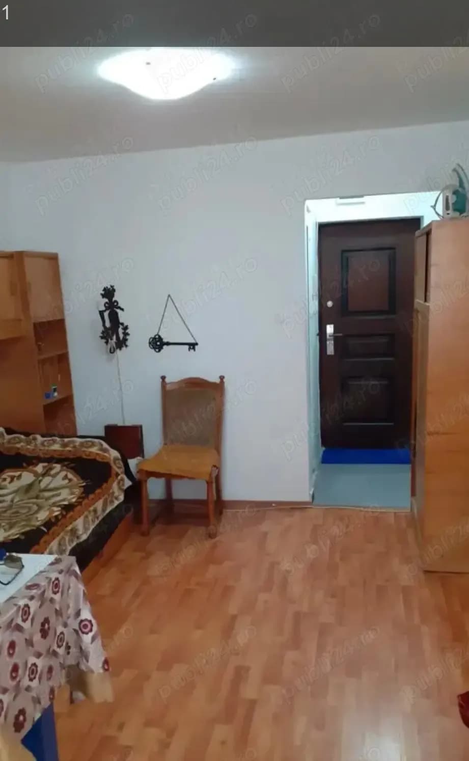 Vand garsoniera in Mureseni - imagine 1