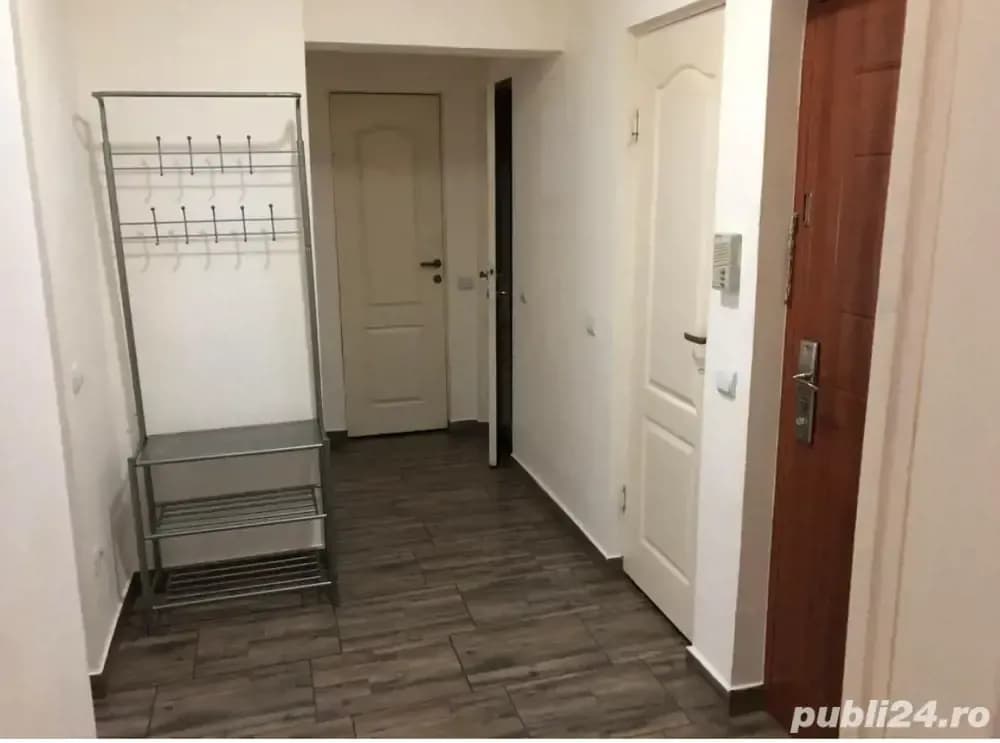 Vand apartament 2 camere,cartier Tudor. - imagine 1