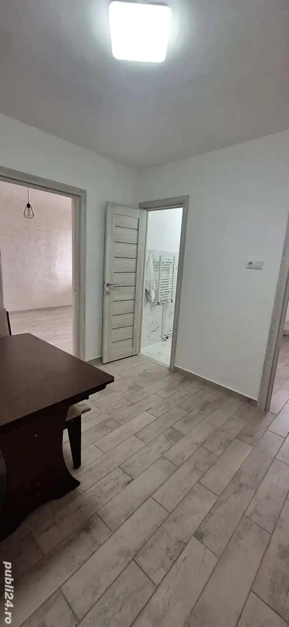 Apartament 3 camere Dambu Pietros