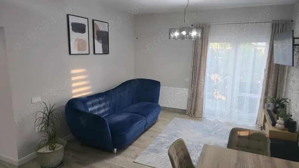 Vând apartament penthouse - imagine 1