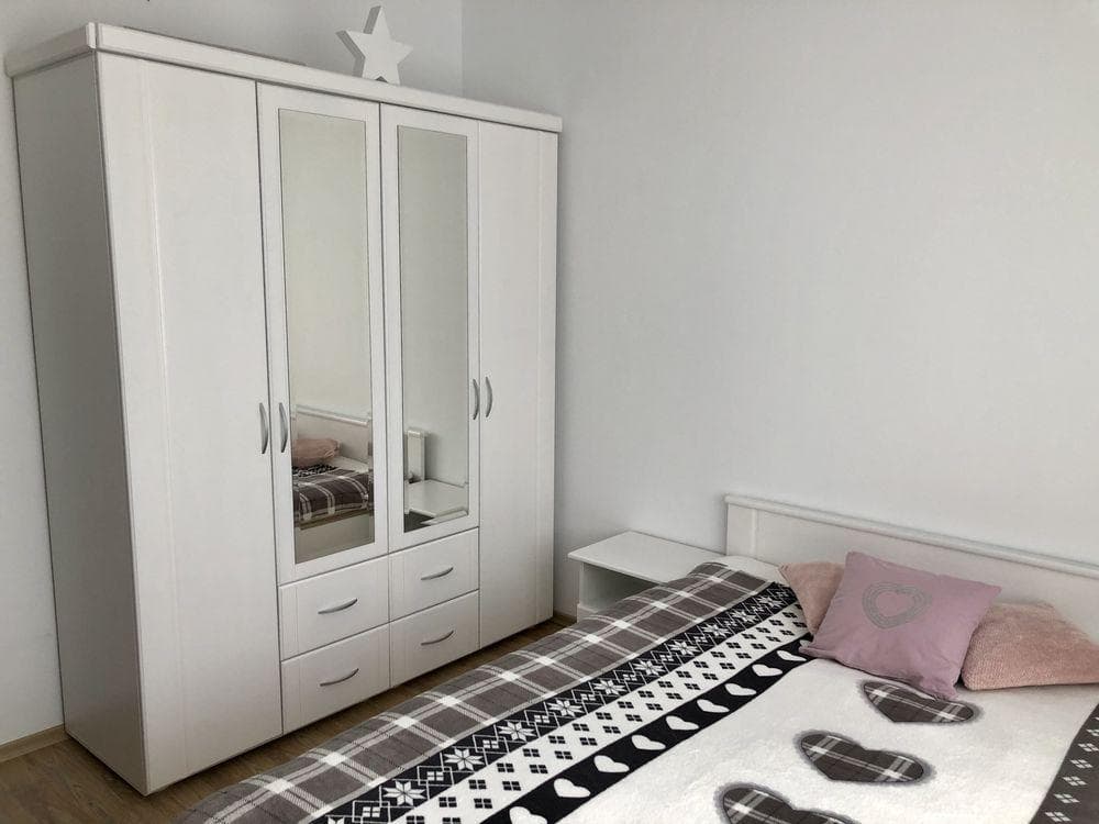Apartament cu 3 camere, cartier Bulgaria - imagine 2