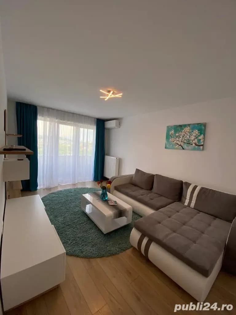 Închiriez apartament 2 camere Maurer Residance