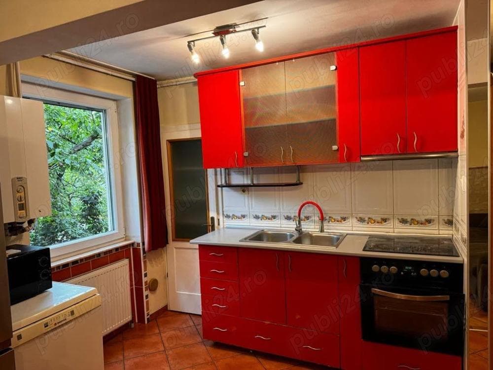 inchiriere apartament 2 cam. in Cornisa