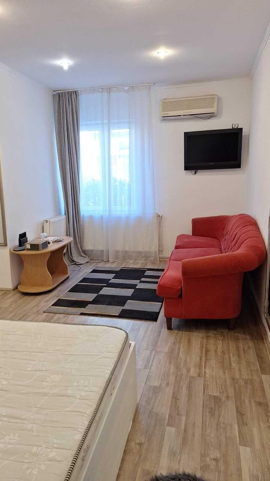 Vand garsoniera 45 mp , Str Lunga ,700mt de centru