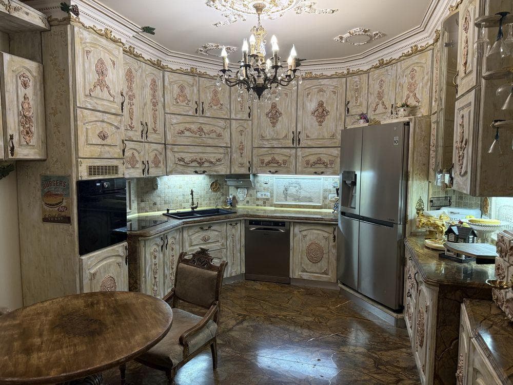 Apartament in casa 103mp zona centrala.Direct proprietar!