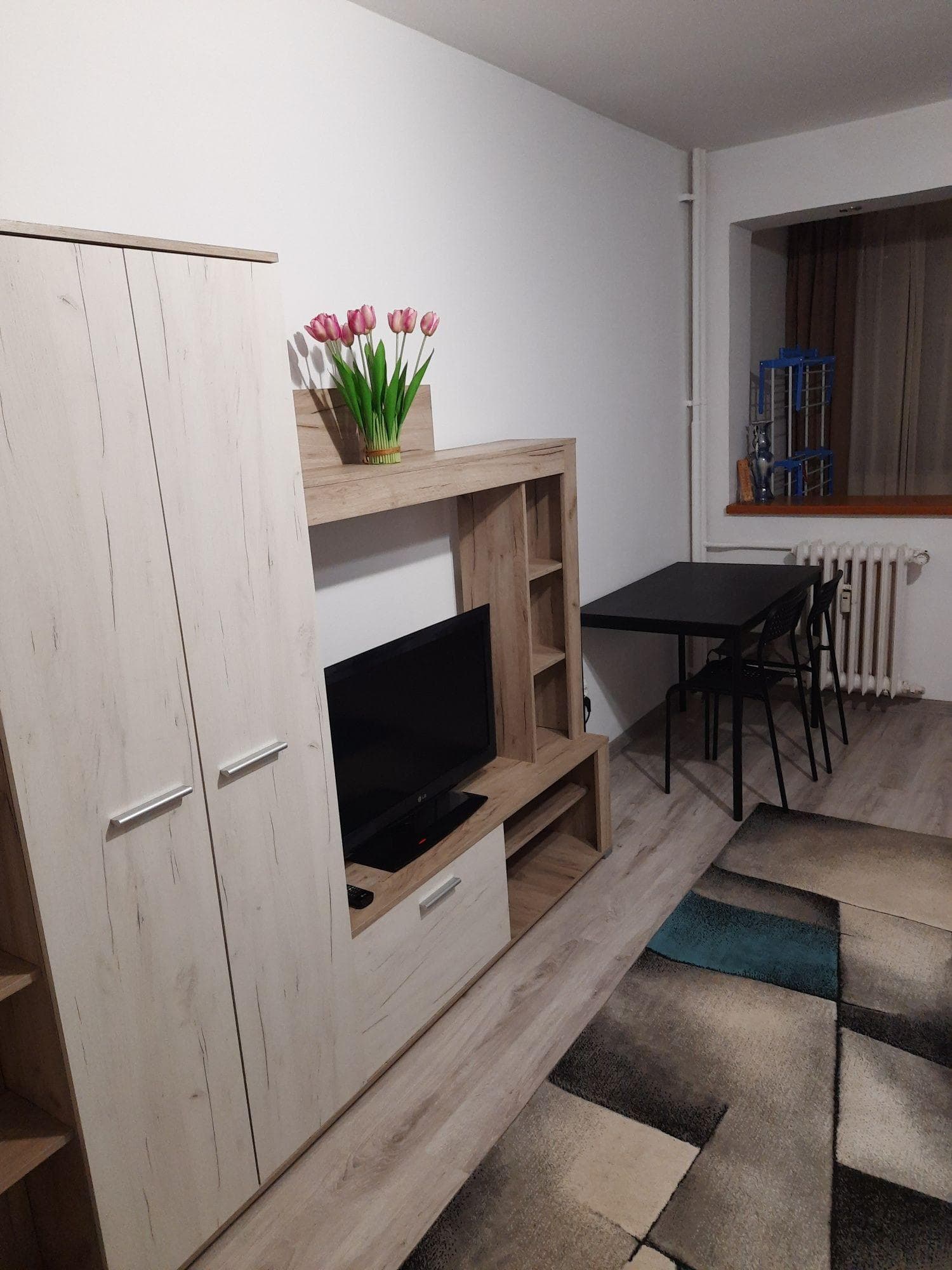 Închiriez garsoniera Cartier Astra , Str. Soarelui