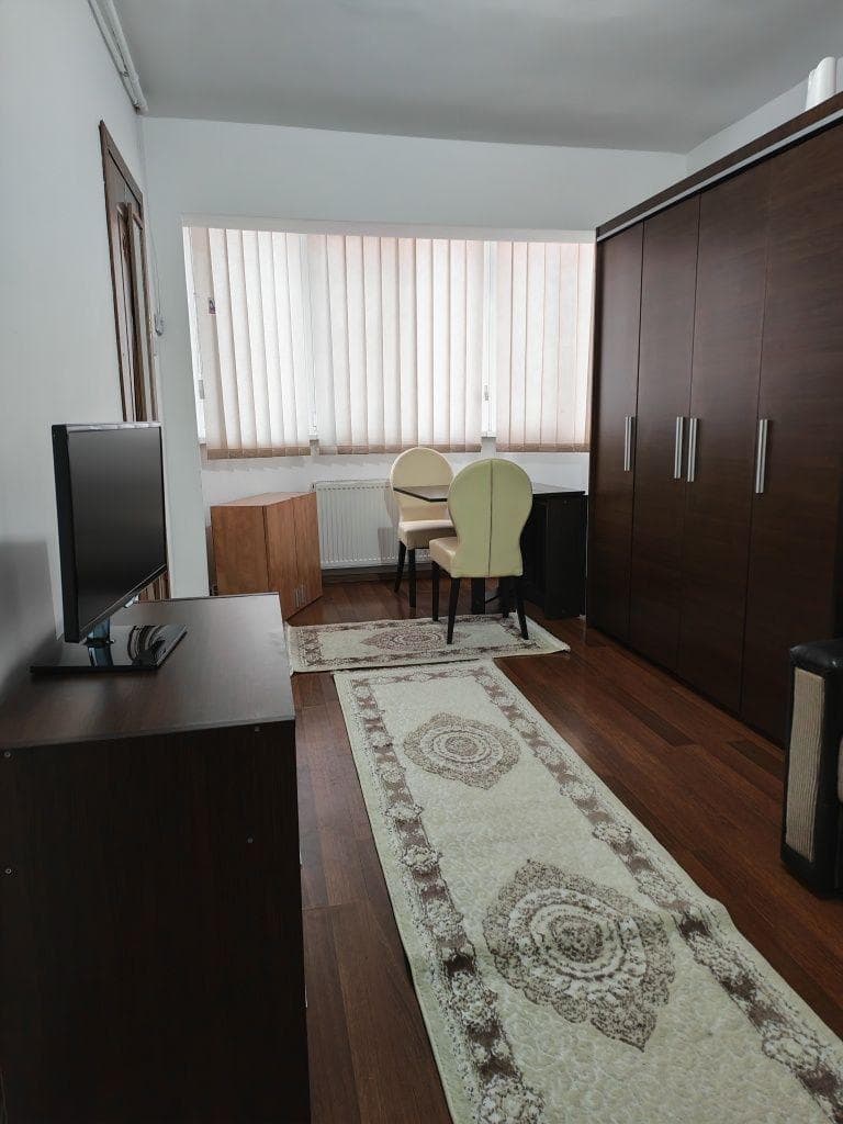 Inchiriere garsonieră Bartolomeu