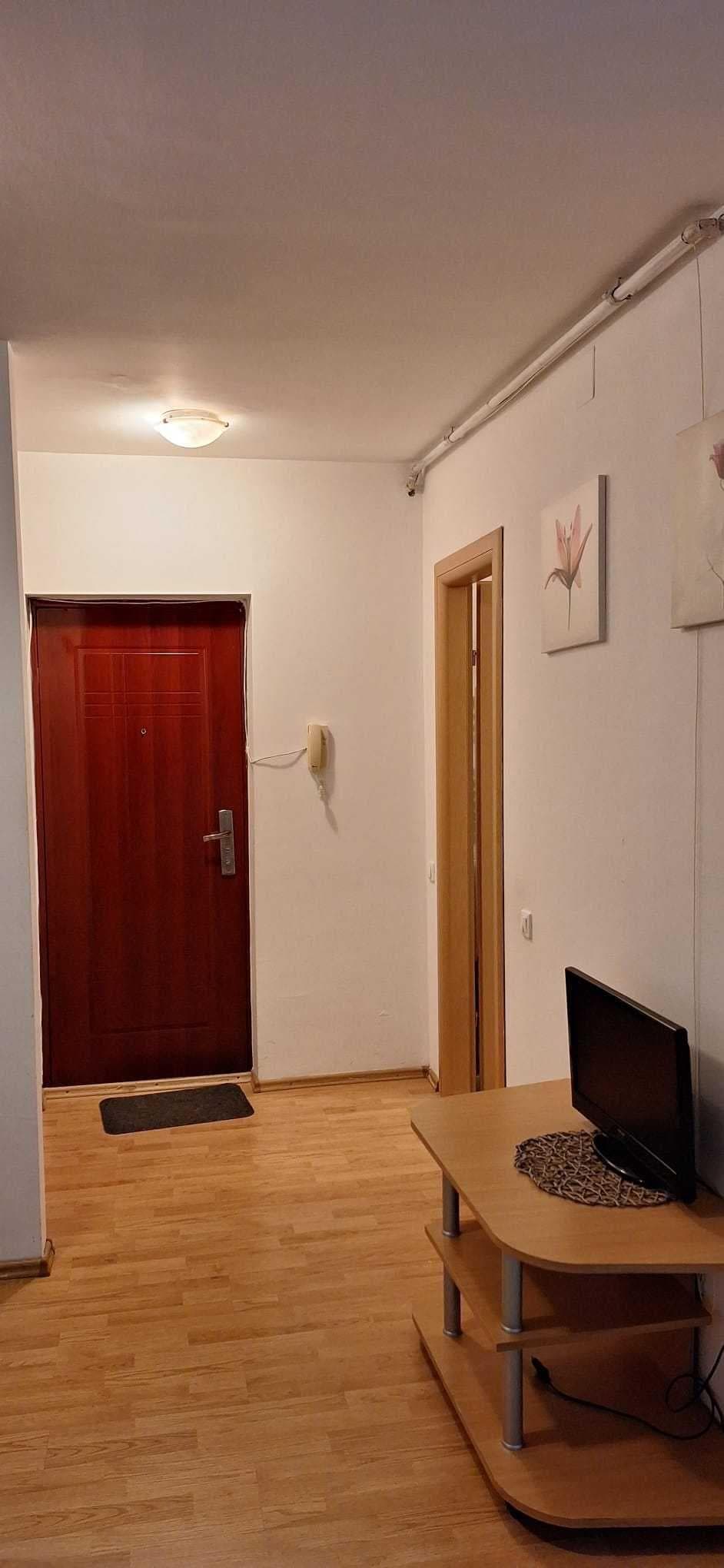 Inchiriez garsoniera