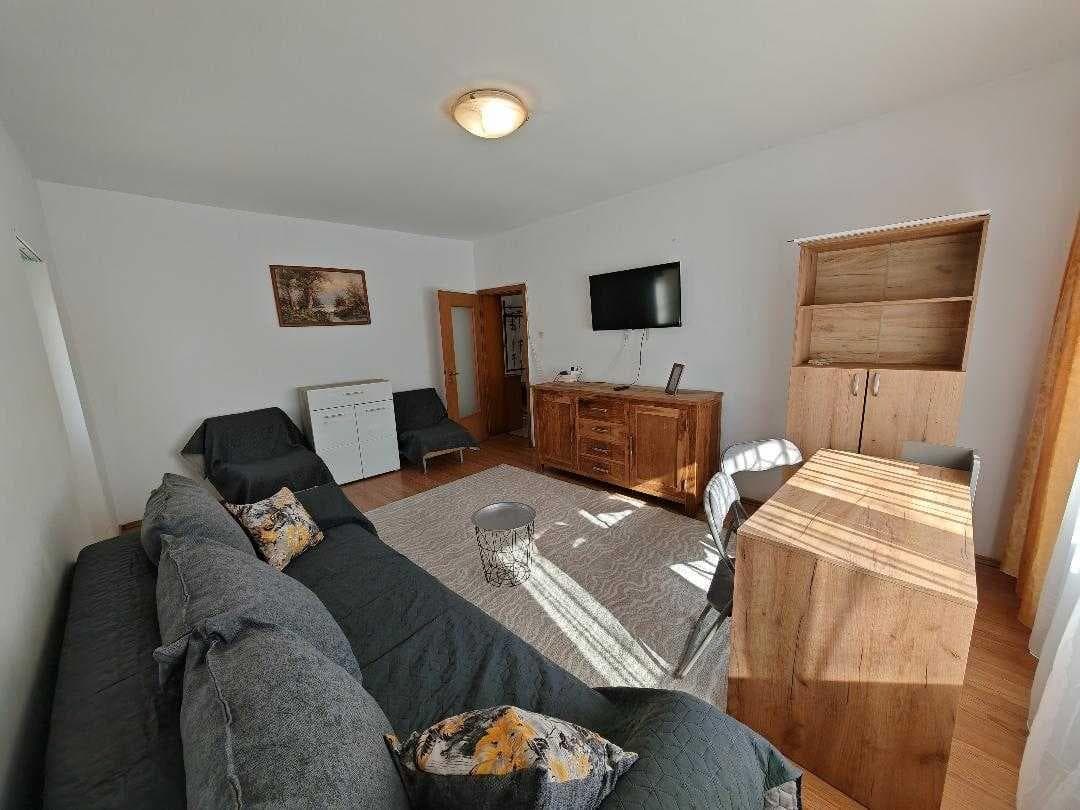 Inchiriem Apartament 2 Camere, Mobilat, Decomandat, Racadau