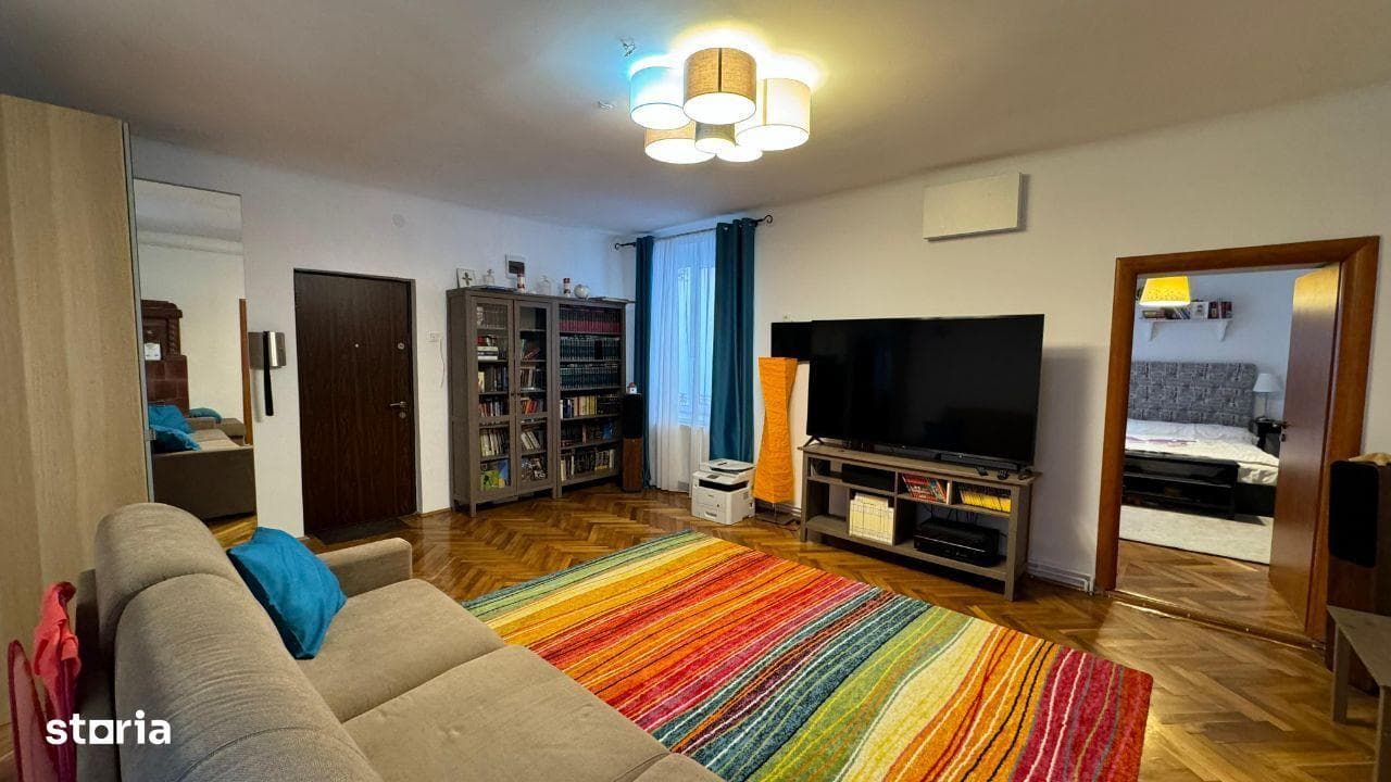 Apartament 5 camere,  150 mp, Poarta Schei 24  - renovat si utilat - imagine 1