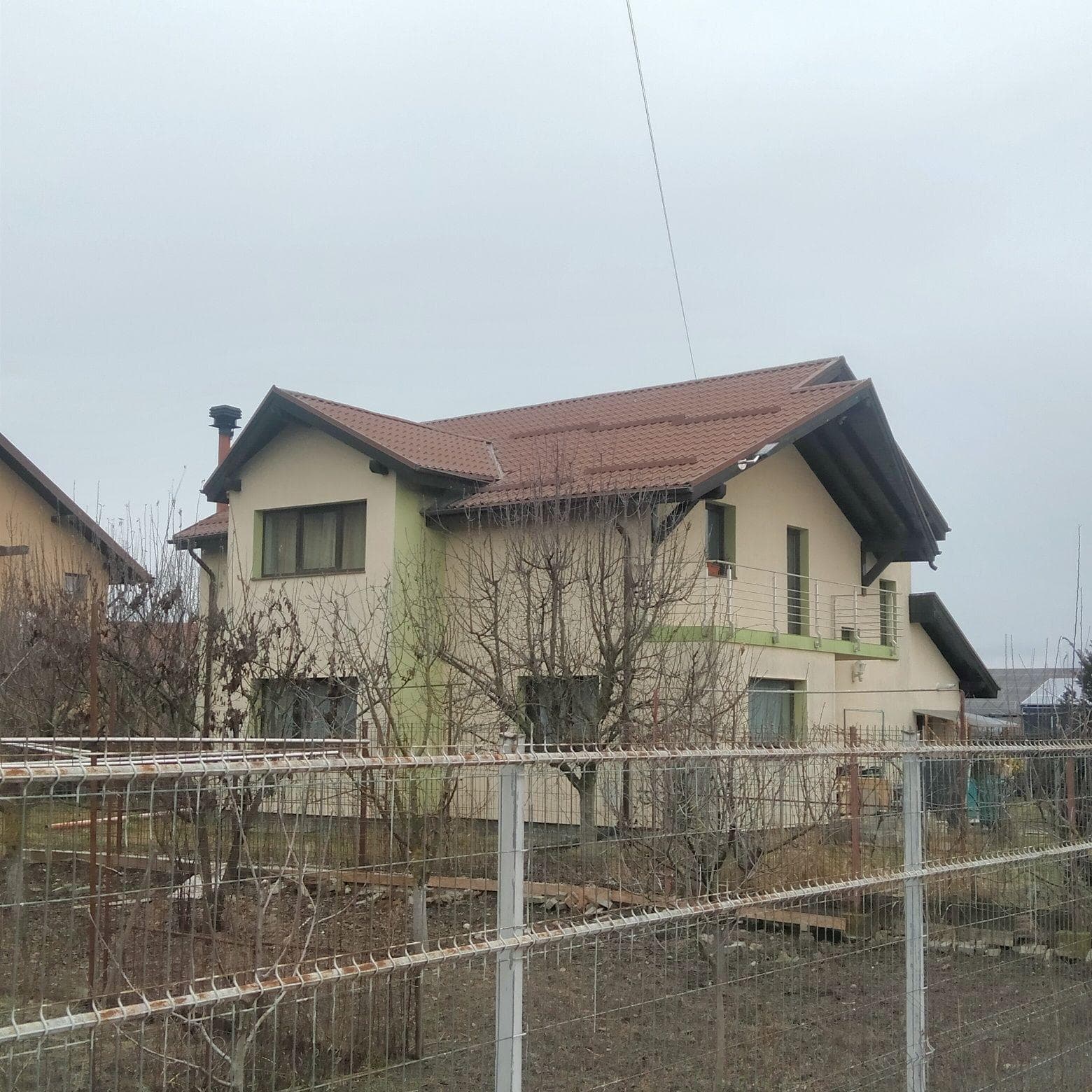 Casa cu potențial mare, investiție, variante!