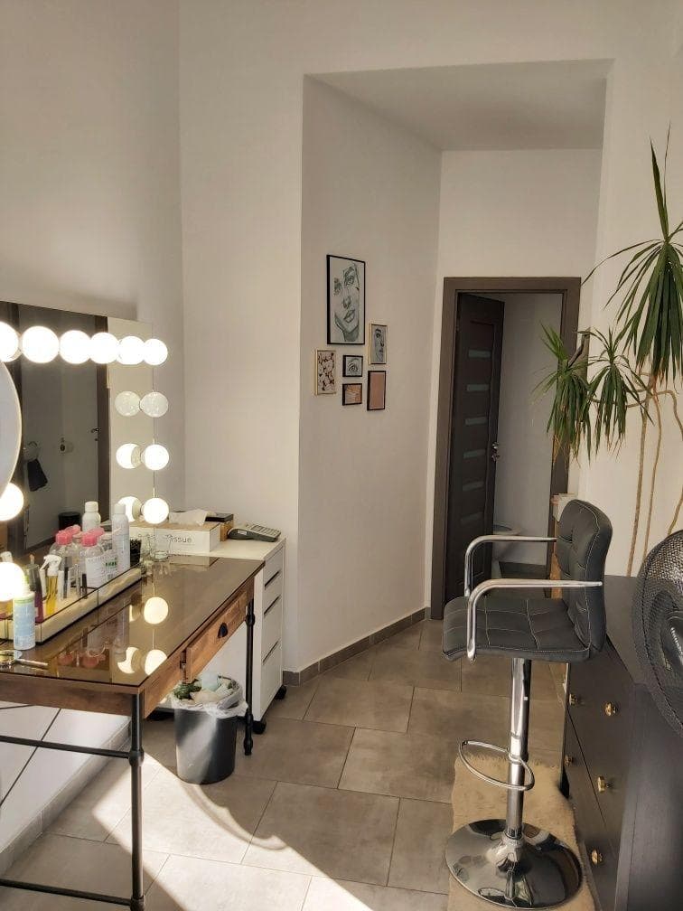 Vand apartament central, langa Hotel Victoria, posibilitate mansardare - imagine 6