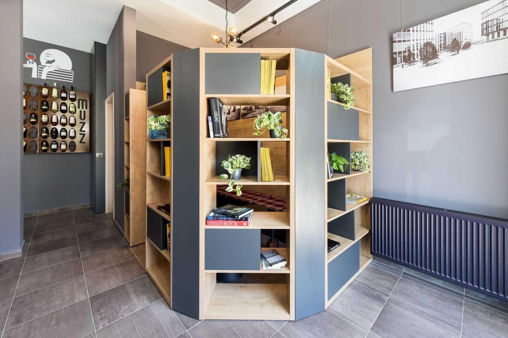 DE INCHIRIAT - Chirie spațiu amenajat Avangarden Coresi Brasov - imagine 1