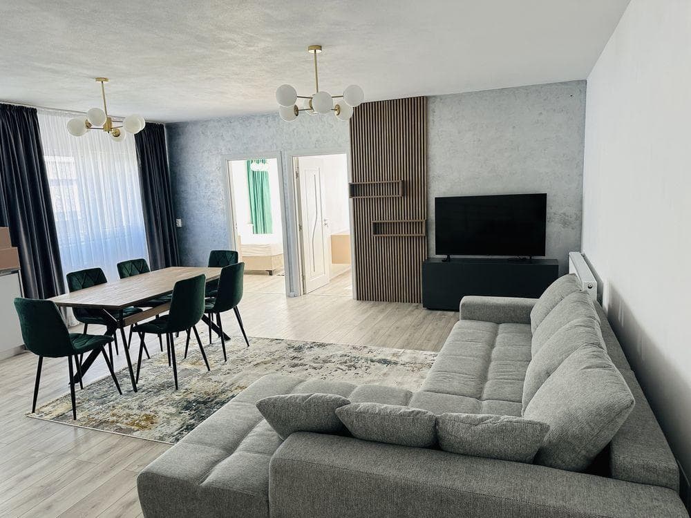 Apartament cu 3 camere  de inchiriat la CASA (Brașov -Sânpetru)
