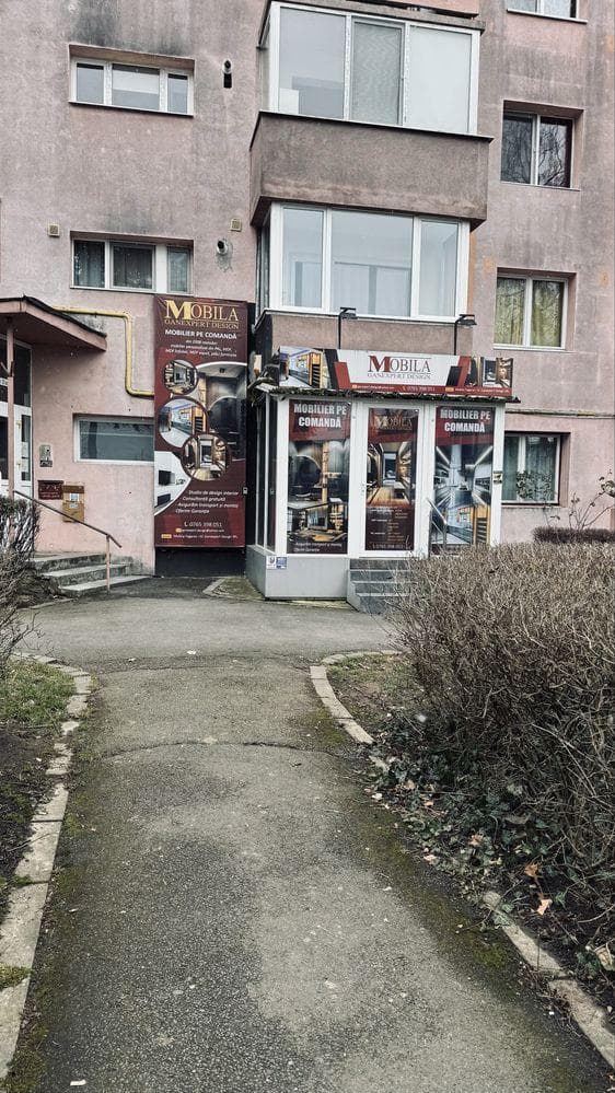Particular închiriez spațiu comercial Uranus , piata Astra