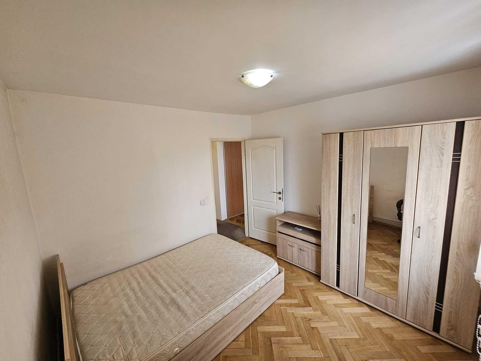 Persoana fizica, vand apartament 3 camere, 64mp, etaj 8/10, Grigorescu - imagine 4