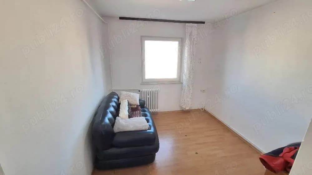 Vând Cameră de Cămin - imagine 1