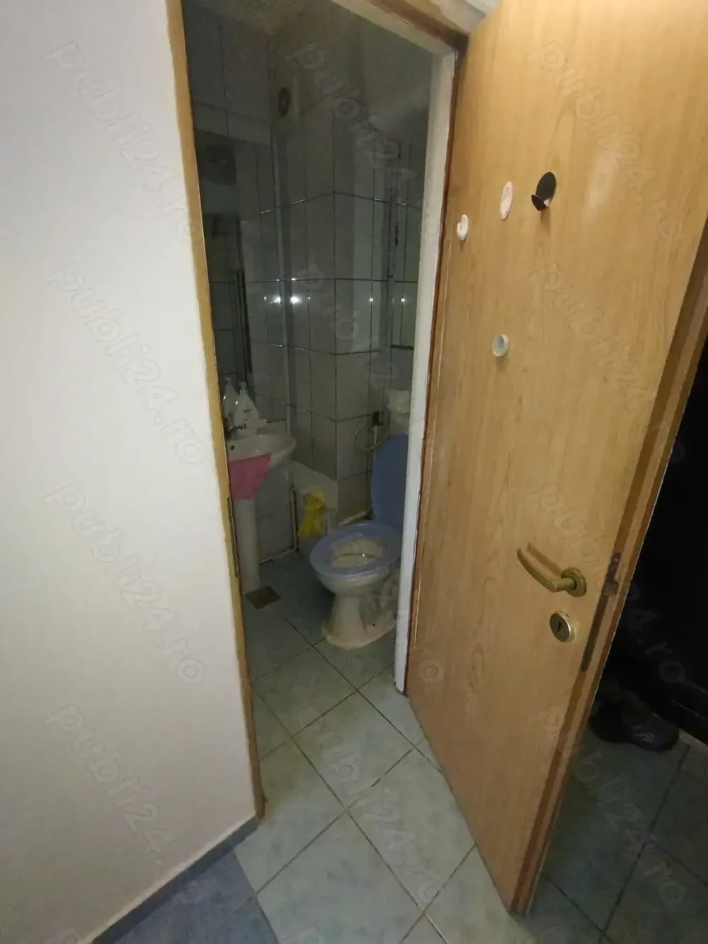 Vând garsoniera Triaj 24 mp ,semimobilat,totul este electric - imagine 1