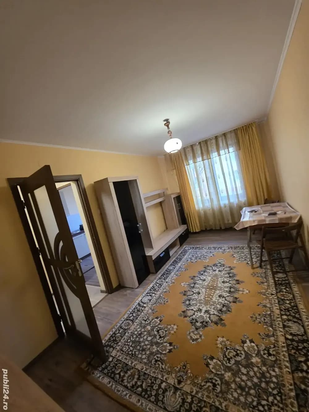 Garsoniera de vanzare Astra strada Marte parter 28mp+28mp demisol