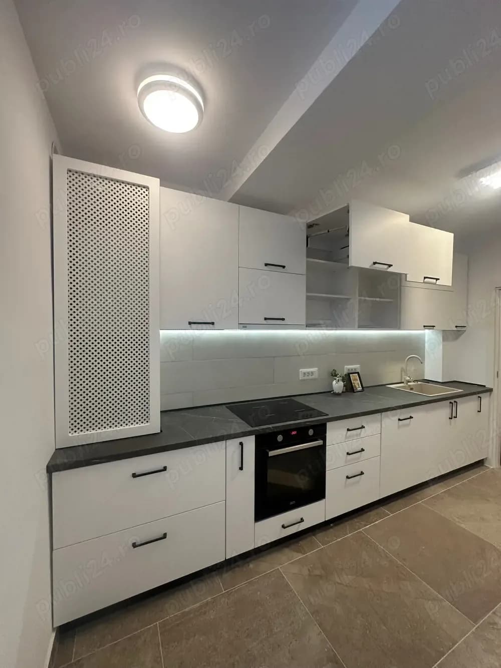Vand apartament superb, 2 camere, zona Stefan cel Mare si Sfant, renovat cu finisaje de top!