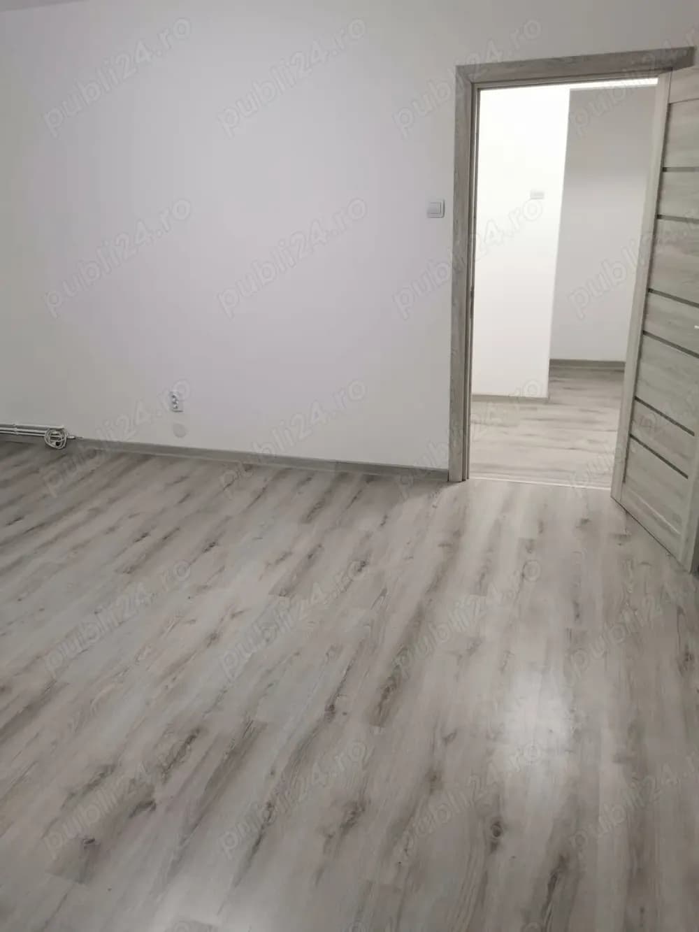 Apartament 3 camere, zona Grivitei, renovat recent. PROPRIETAR. - imagine 1