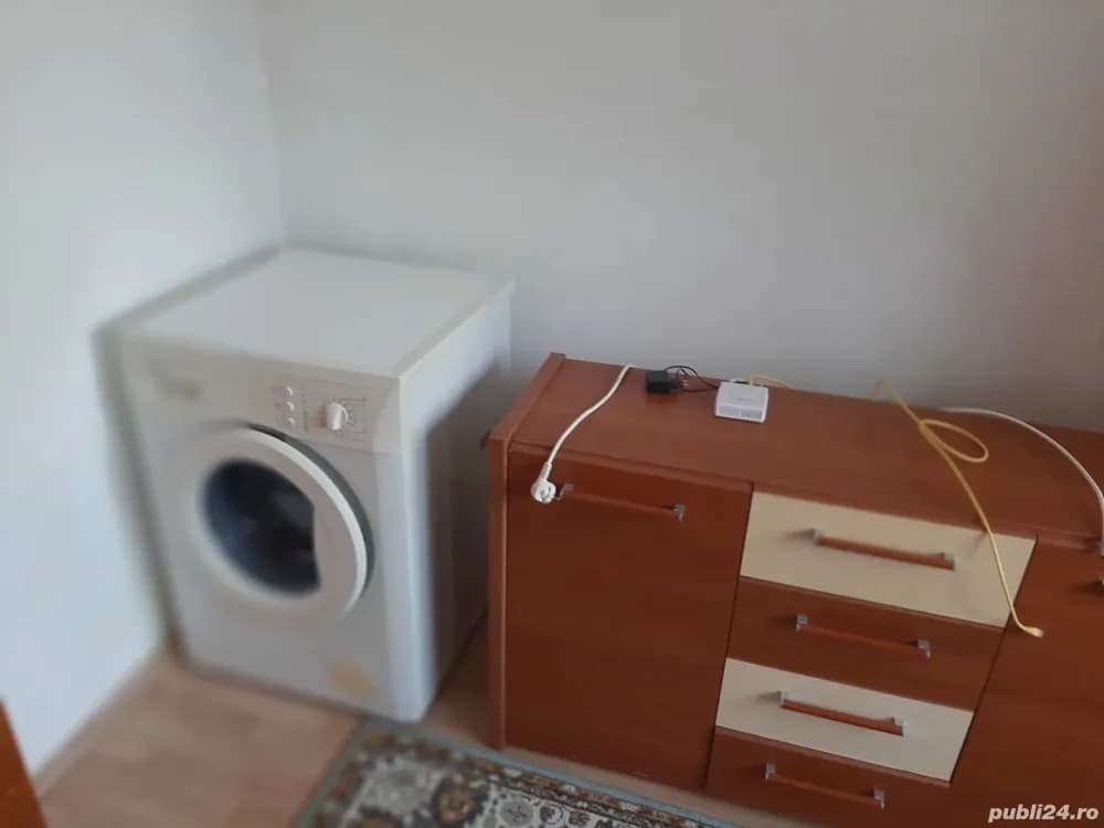 inchiriez garsoniera  in Brașov