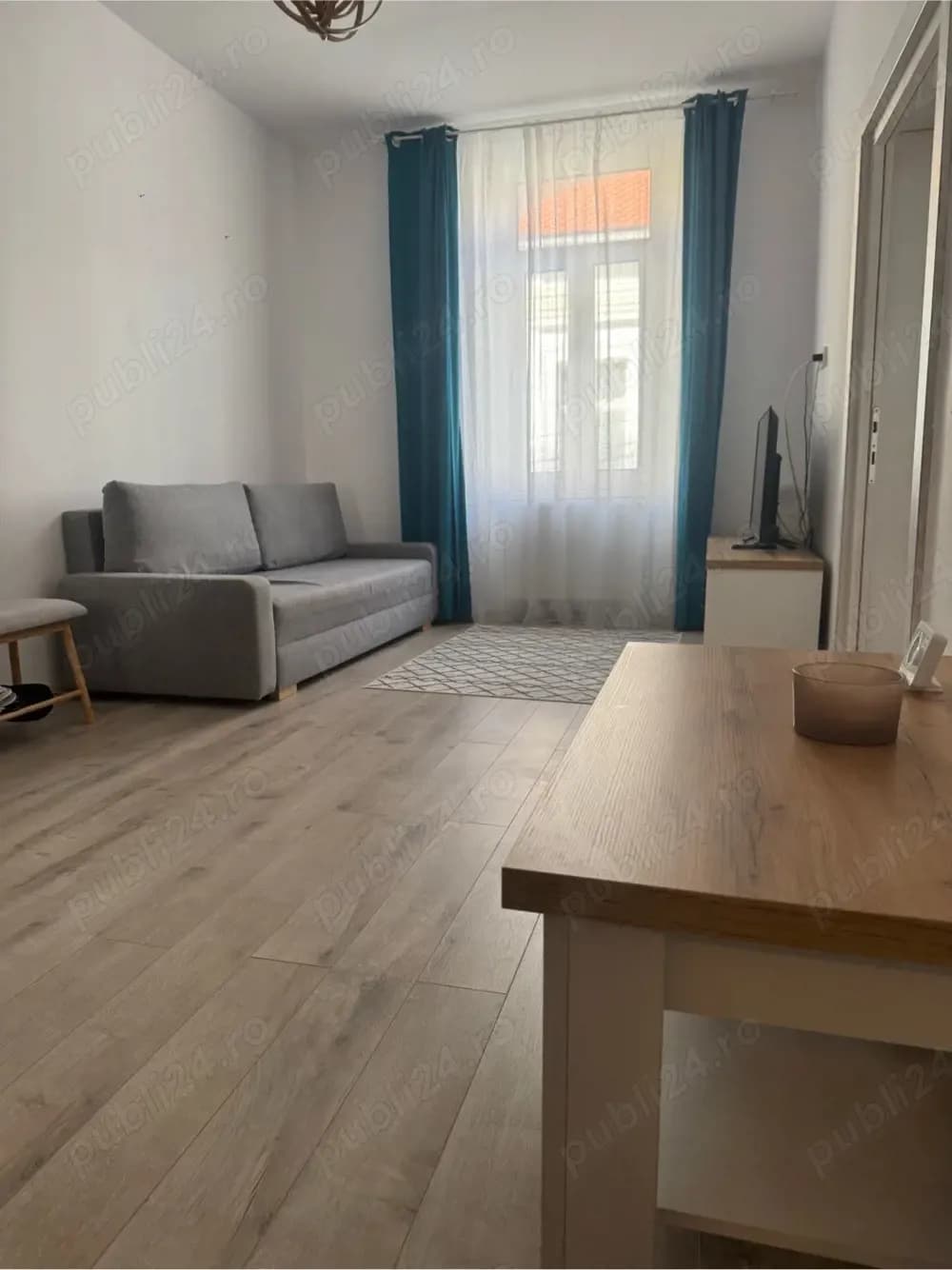 inchiriez apartament situoat in centru vechi  linga restaurantul ursu carpatin