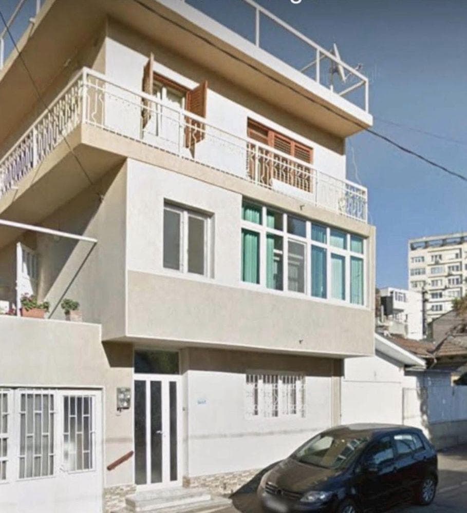 Cladire 6 camere de închiriat Constanta- zona Lahovari - imagine 1