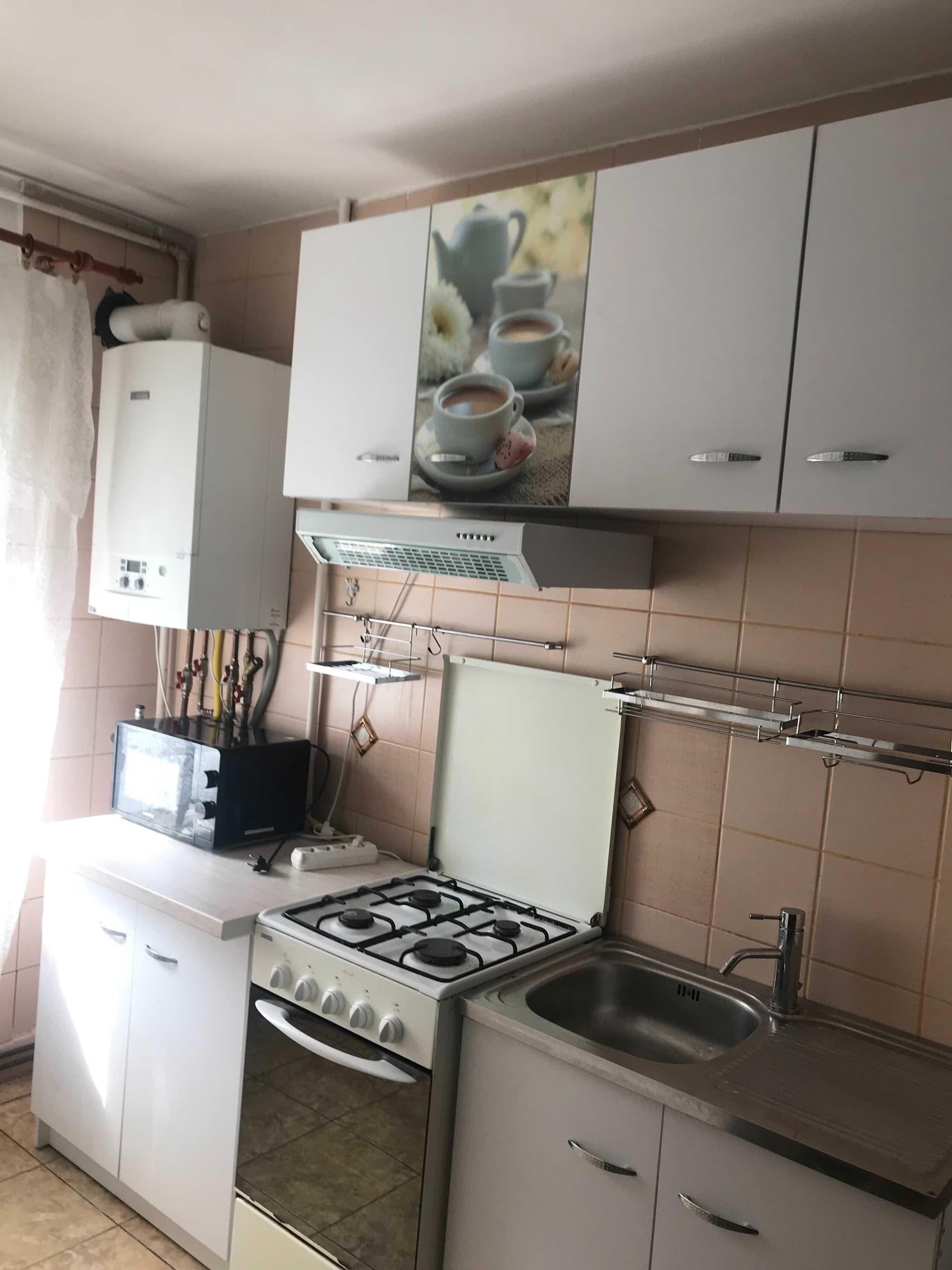 Proprietar închiriez 3 camere, Manastur, Str. Calea Floresti - imagine 1