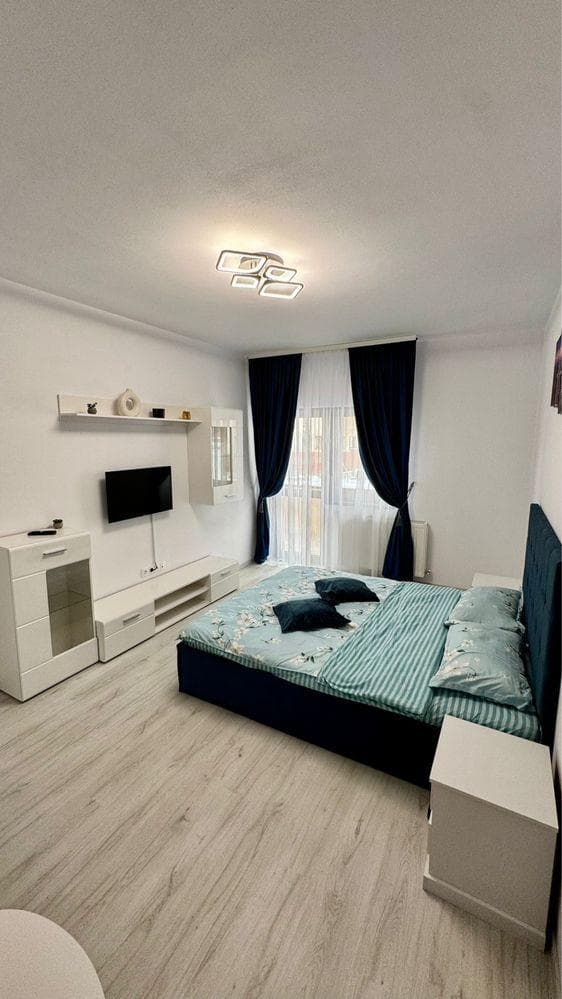 Inchiriez garsoniera - imagine 1