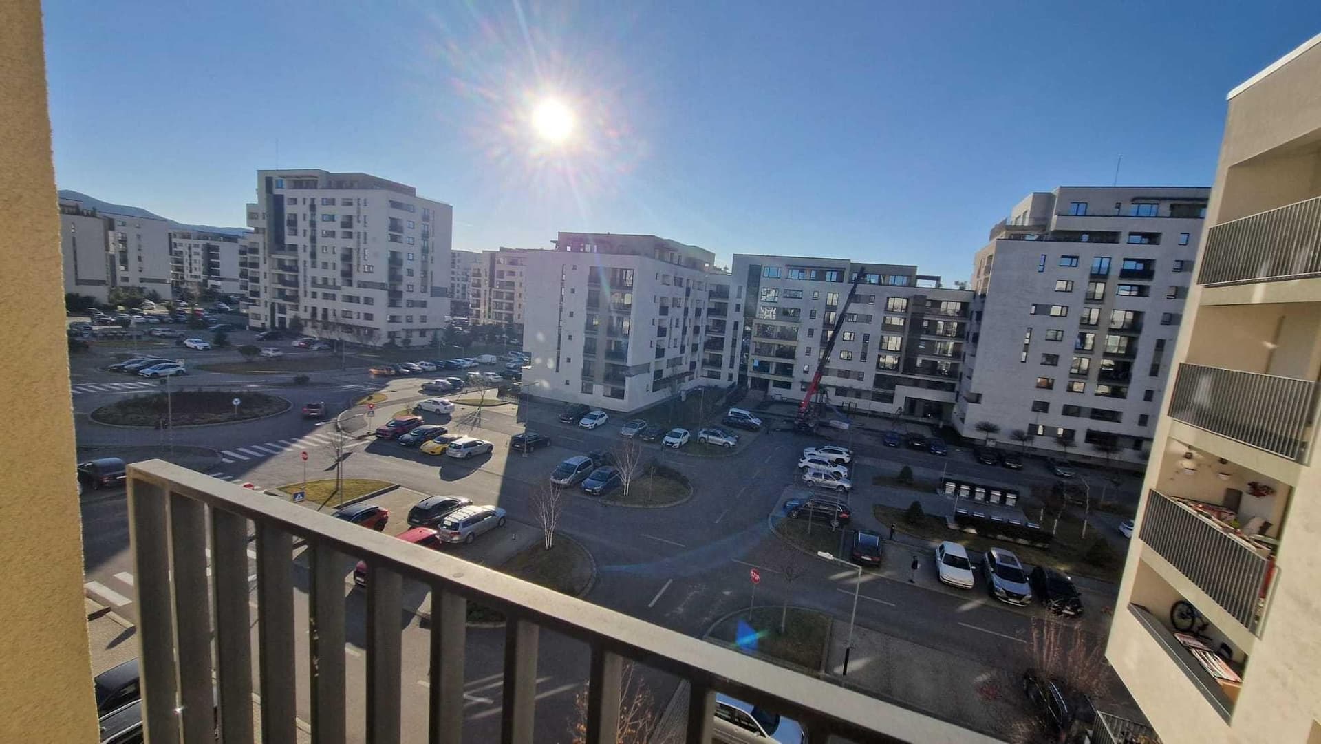 Inchiriez apartament 2 camere Coresi Brasov - imagine 1