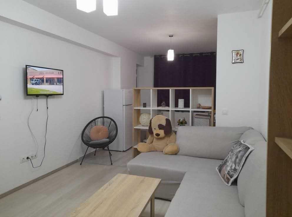 Ofer spre închiriere studio Avantgarden3 - imagine 1