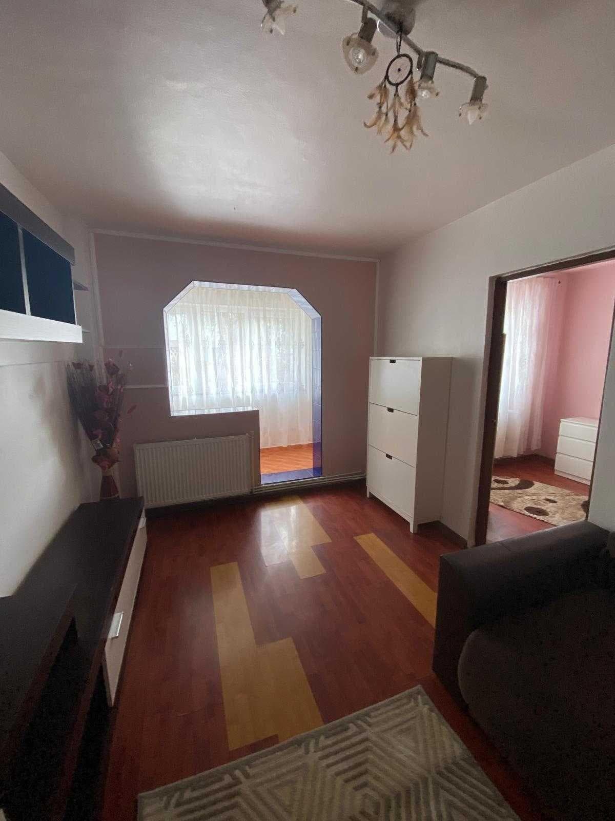 Apartament de inchiriat zona Cosminele Ploiesti - Vest