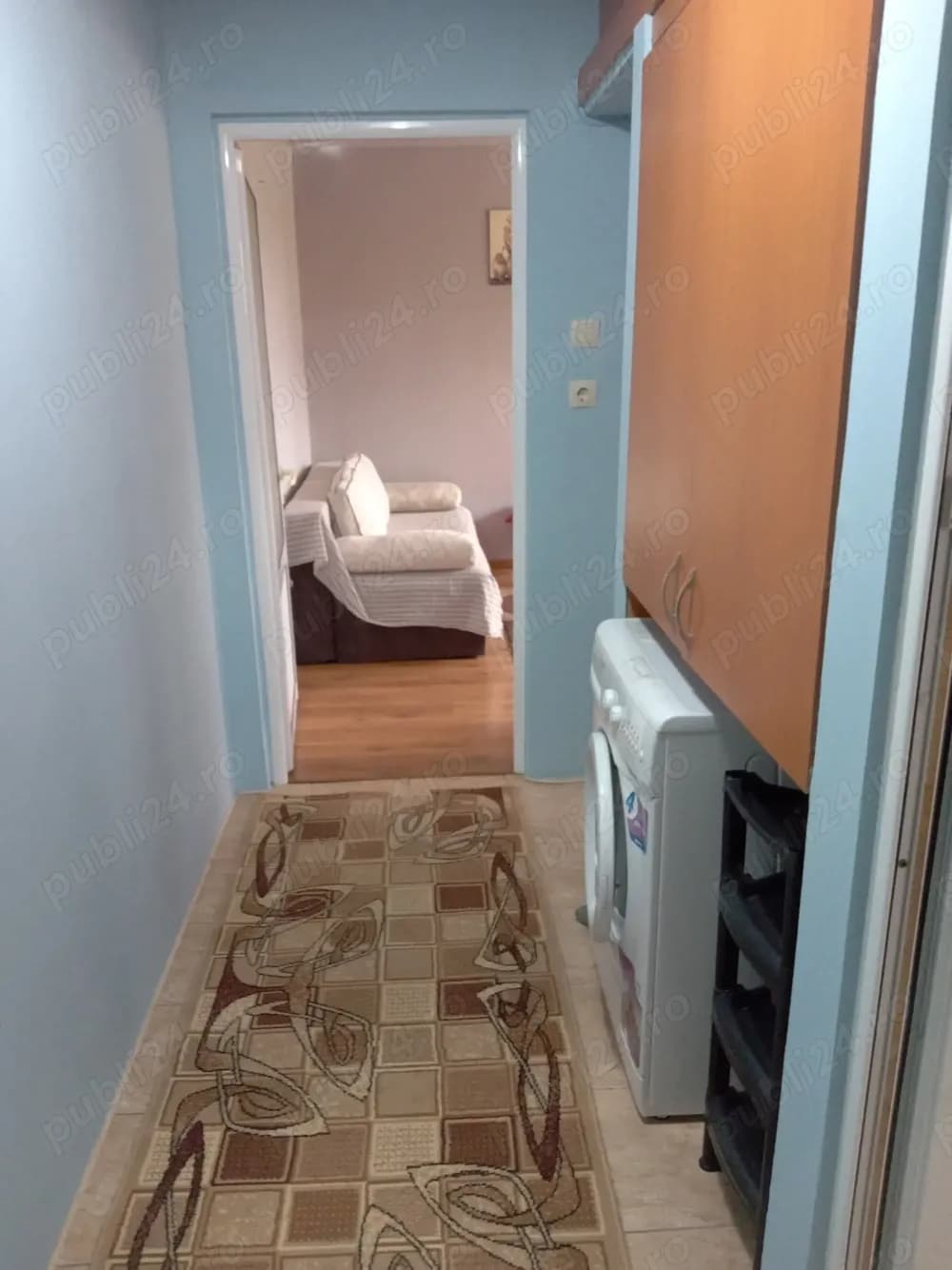 Închiriez apartament 2 camere
