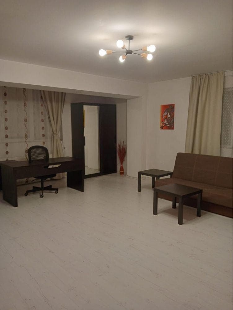 Invhiriez apartament 2 in vila