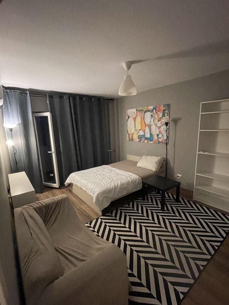 Garsoniera Vitan - imagine 1