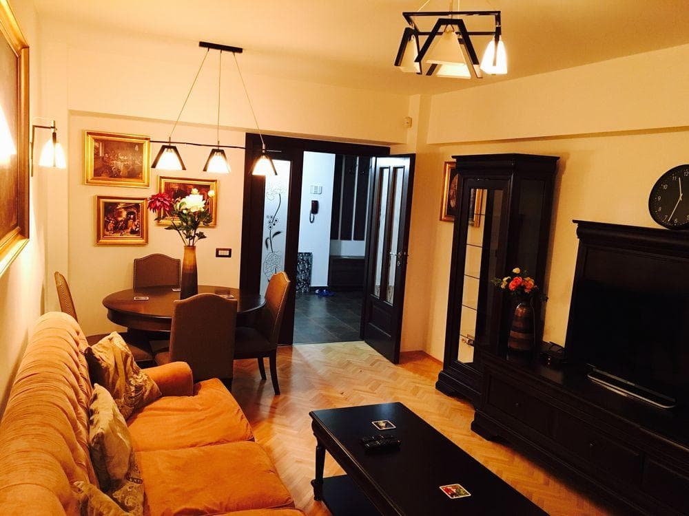 2 Camere Bulevardul Unirii -(view superb bld.)Proprietar