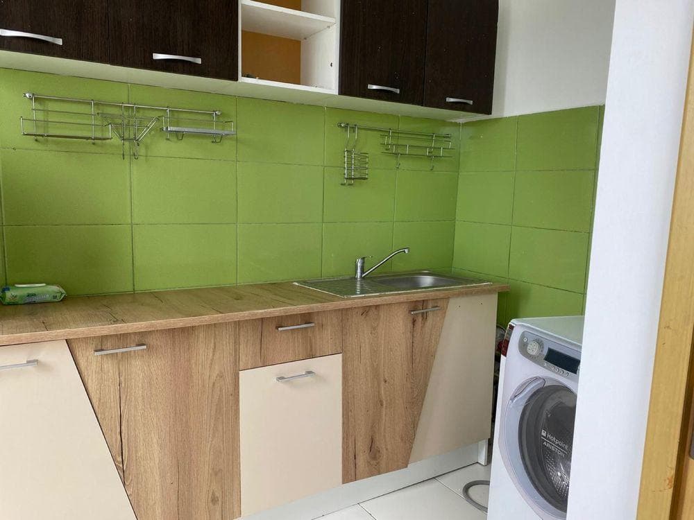 Propietar vand garsoniera zona Tei langa Facultatea de contructii