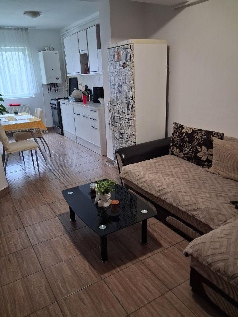 Vând apartament FLORESTI 46 mp ,Str Stejarului - imagine 1