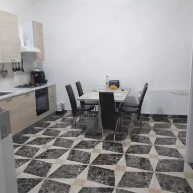 Vând apartament central - imagine 1