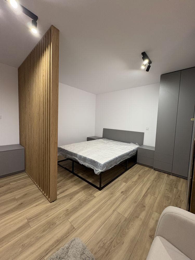 Garsoniera de vanzare Lujerului - 36mp - P/4 - 1990 - imagine 1