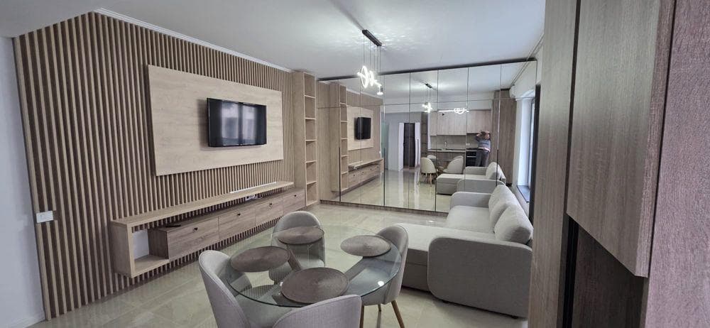 Închiriez apartament 2 camere