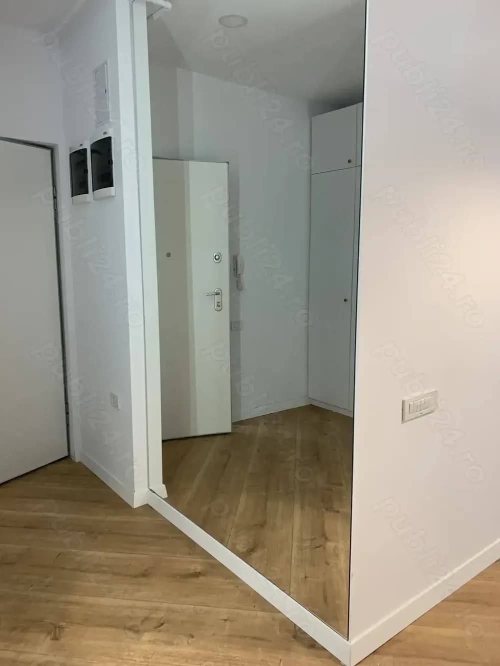 Proprietar, inchiriez apartament cu 2 camere in bloc nou, Pipera - rond OMV