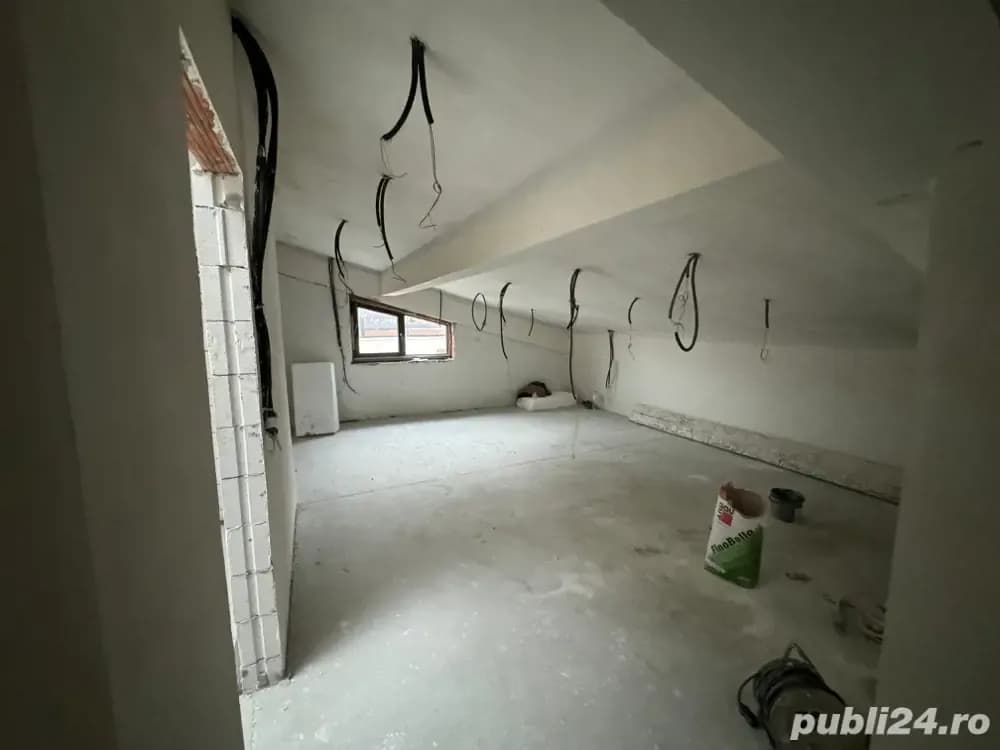 Baneasa DB Gherea Mansarda 130mpu ap 3 Cam