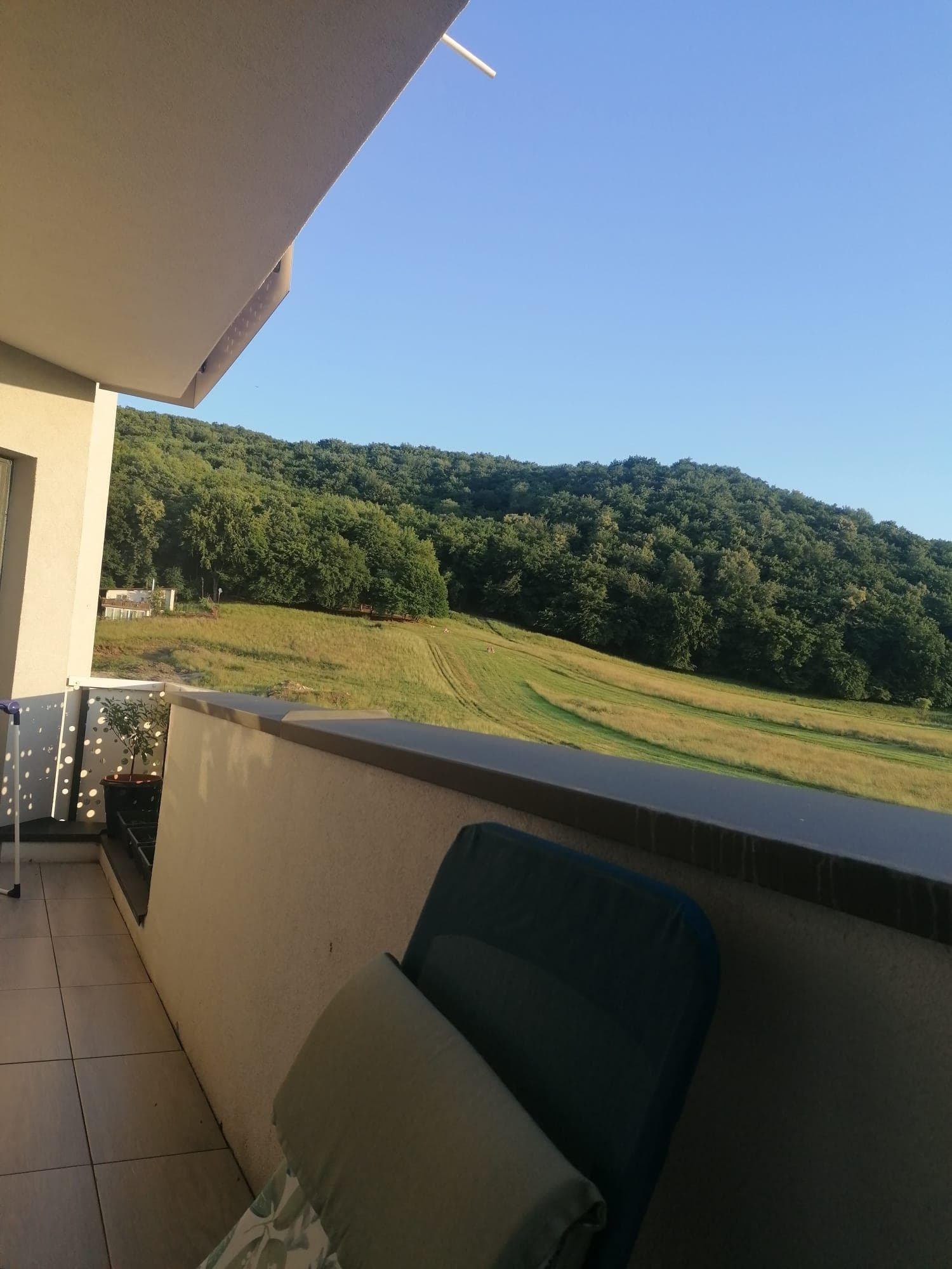 Vand apartament langa parcul poligon si baza sportiva - imagine 1