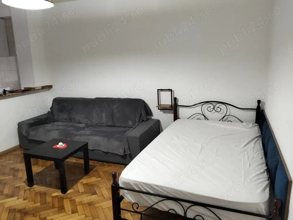 Garsoniera renovata situata in Vatra Luminoasa. - imagine 1