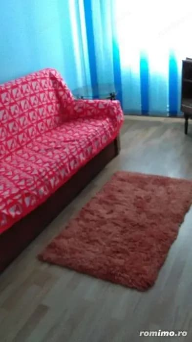 Garsoniera zona Lizeanu - imagine 1