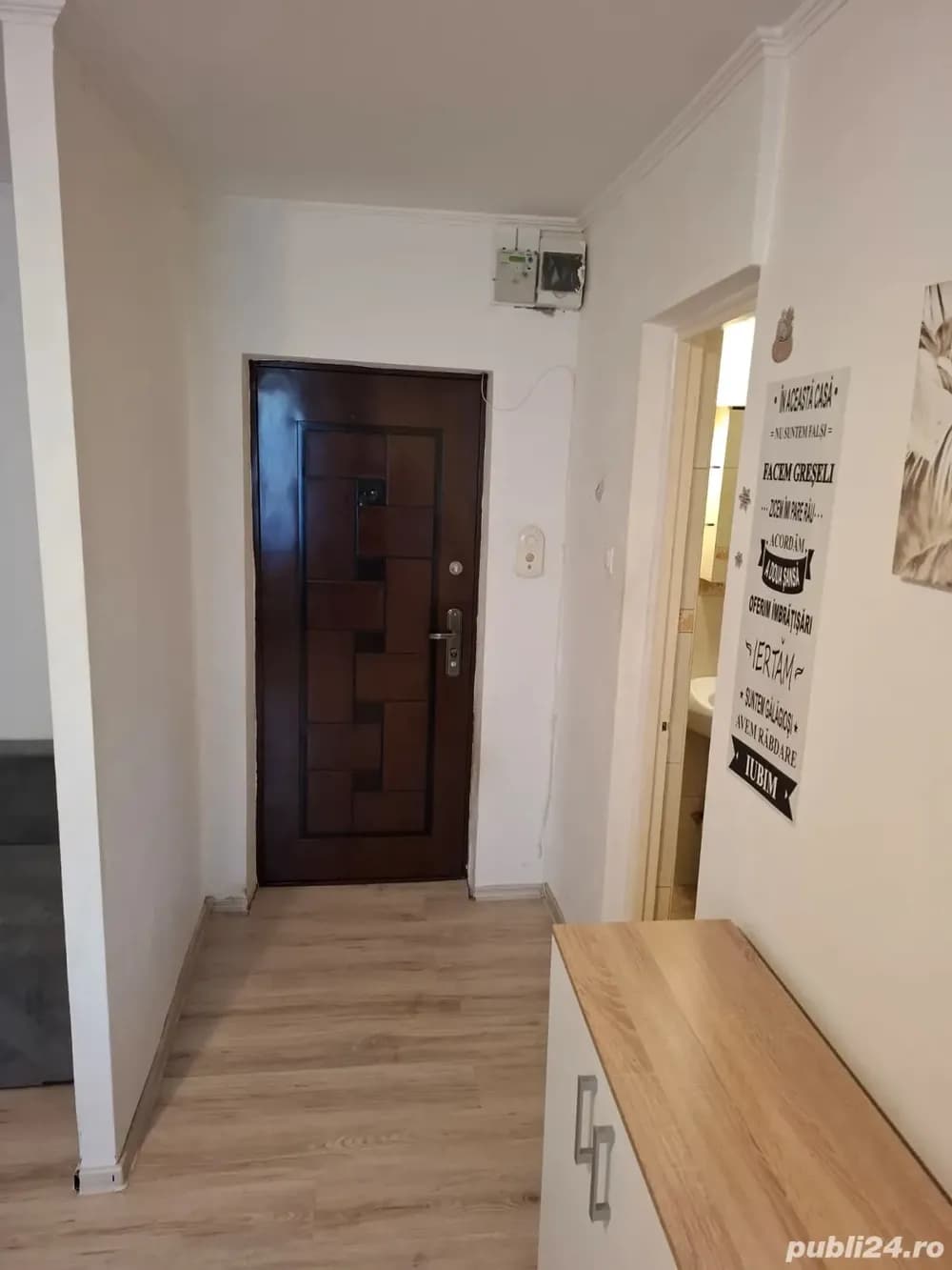 Vanzare garsoniera .