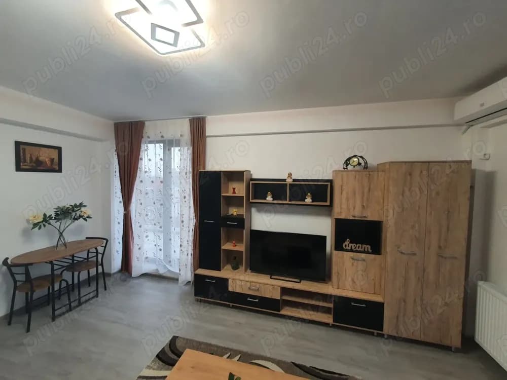 Lux garsoniera noua ultramoderna -Vitan-zona vile-particular